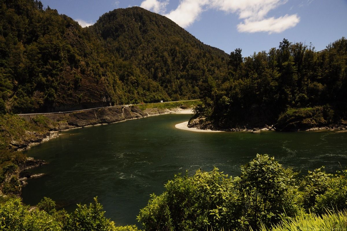[:pl]Park Narodowy Nelson Lakes – Punakaiki (Park Narodowy Paparoa)[:en]Nelson Lakes National Park – Punakaiki (Paparoa National Park)[:de]Nelson Lakes Nationalpark – Punakaiki (Paparoa Nationalpark)[:it]Parc national de Nelson Lakes – Punakaiki (Parc national de Paparoa)[:es]Nelson Lakes National Park – Punakaiki (Paparoa National Park)[:fr]Nelson Lakes National Park – Punakaiki (Paparoa National Park)[:]